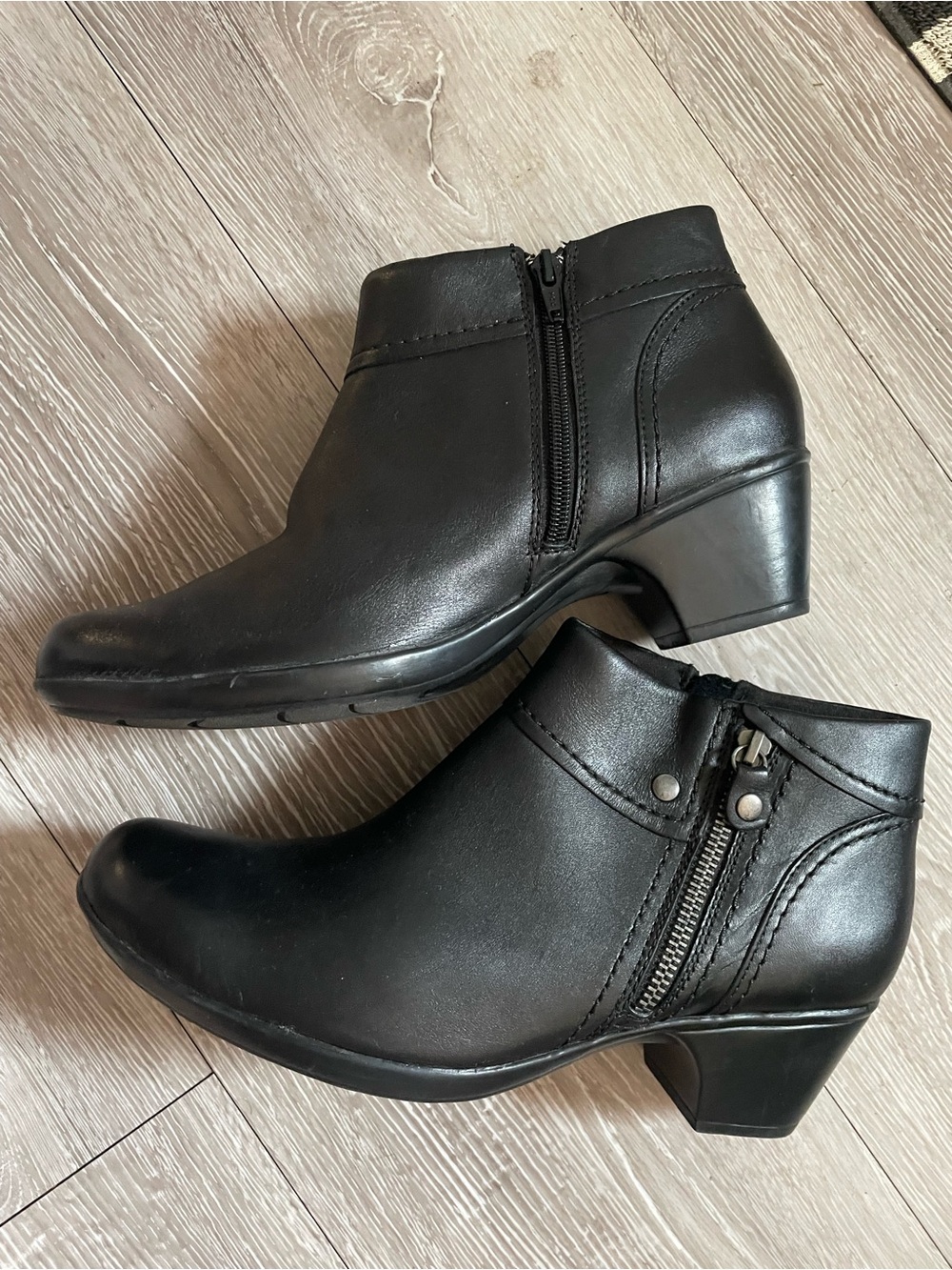 Clark’s Bendables Ankle Boots Booties 100% Black Genuine Leather Size 11